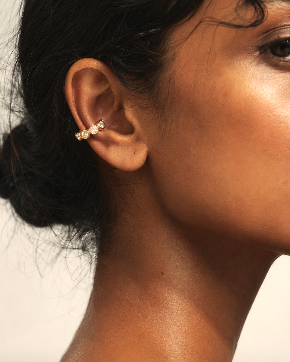 18k Gold Bezel Stone Ear Cuff - B E L O R I