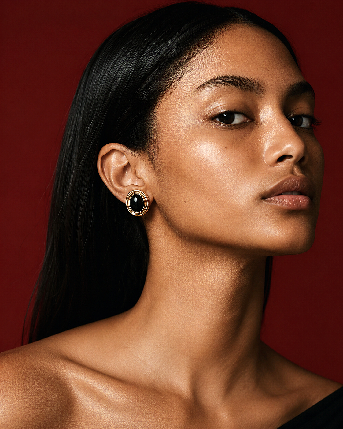 Off Duty 18K cord Necklace with stud earrings