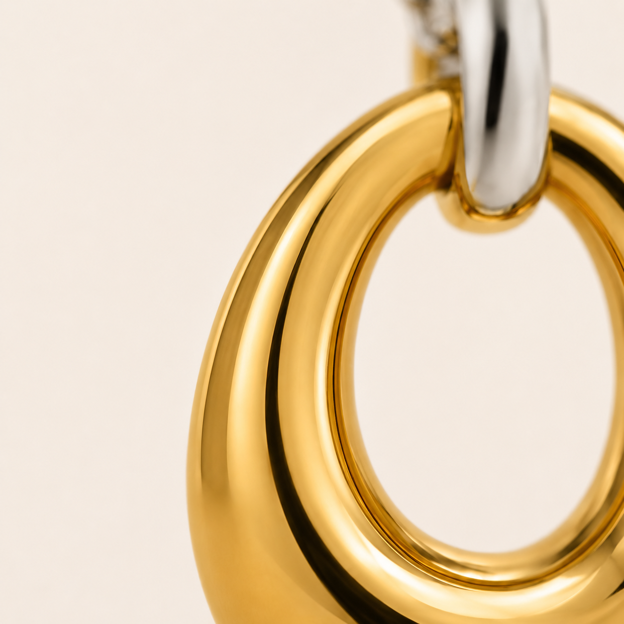 Mixed Metal Molten Halo Necklace