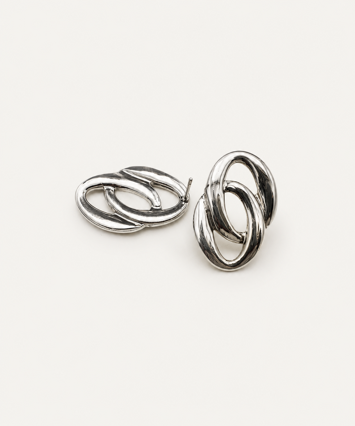 Interlocked Oval Silver Plated Earrings - B E L O R I