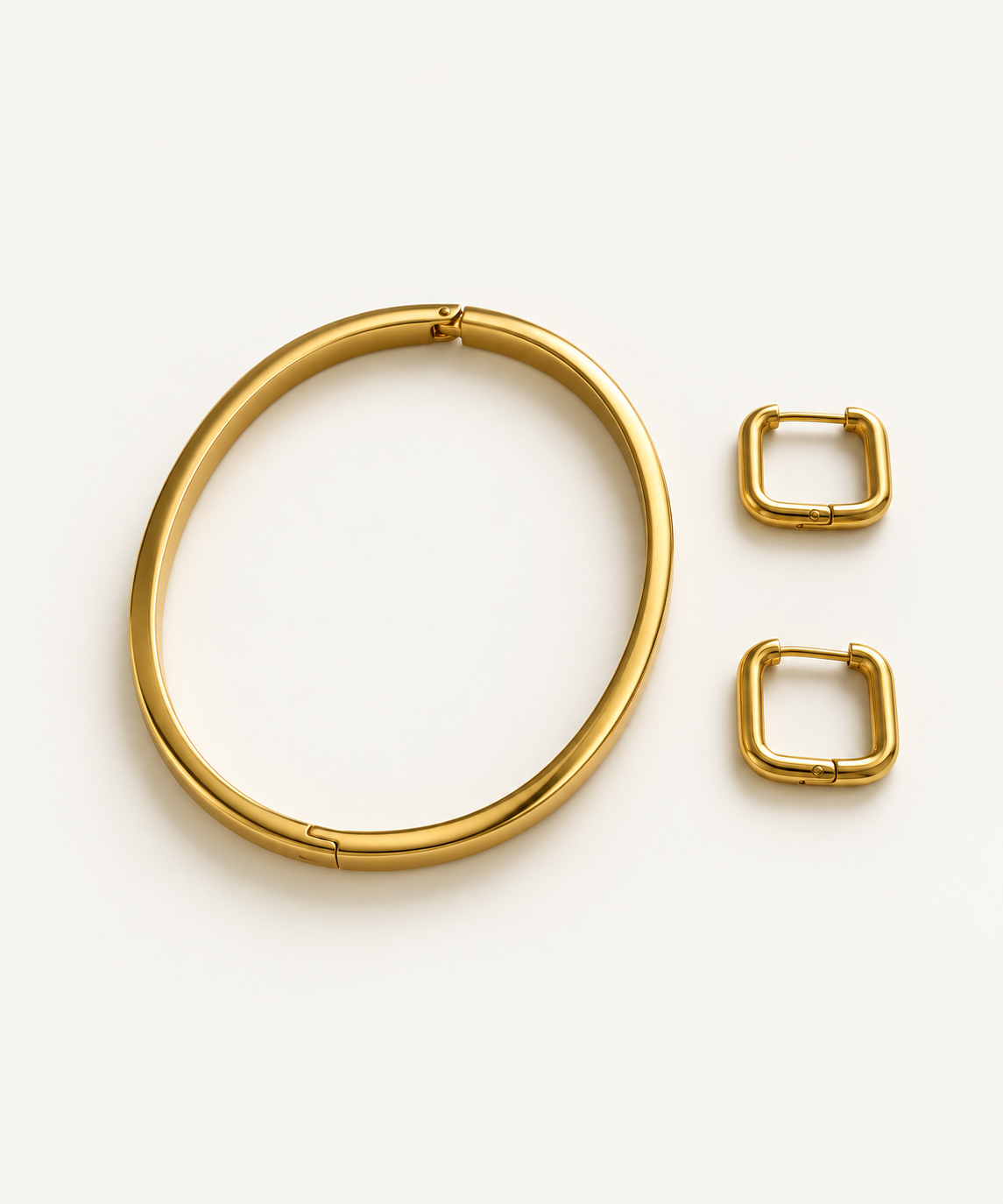 Go to bracelet with square hoops