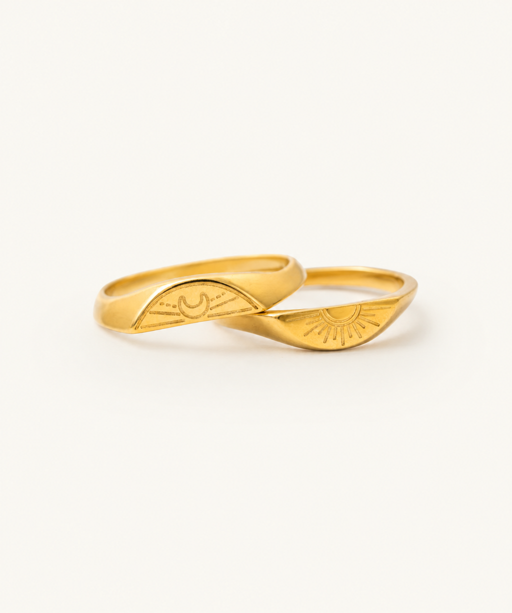 Golden Hour 18k gold Ring stack