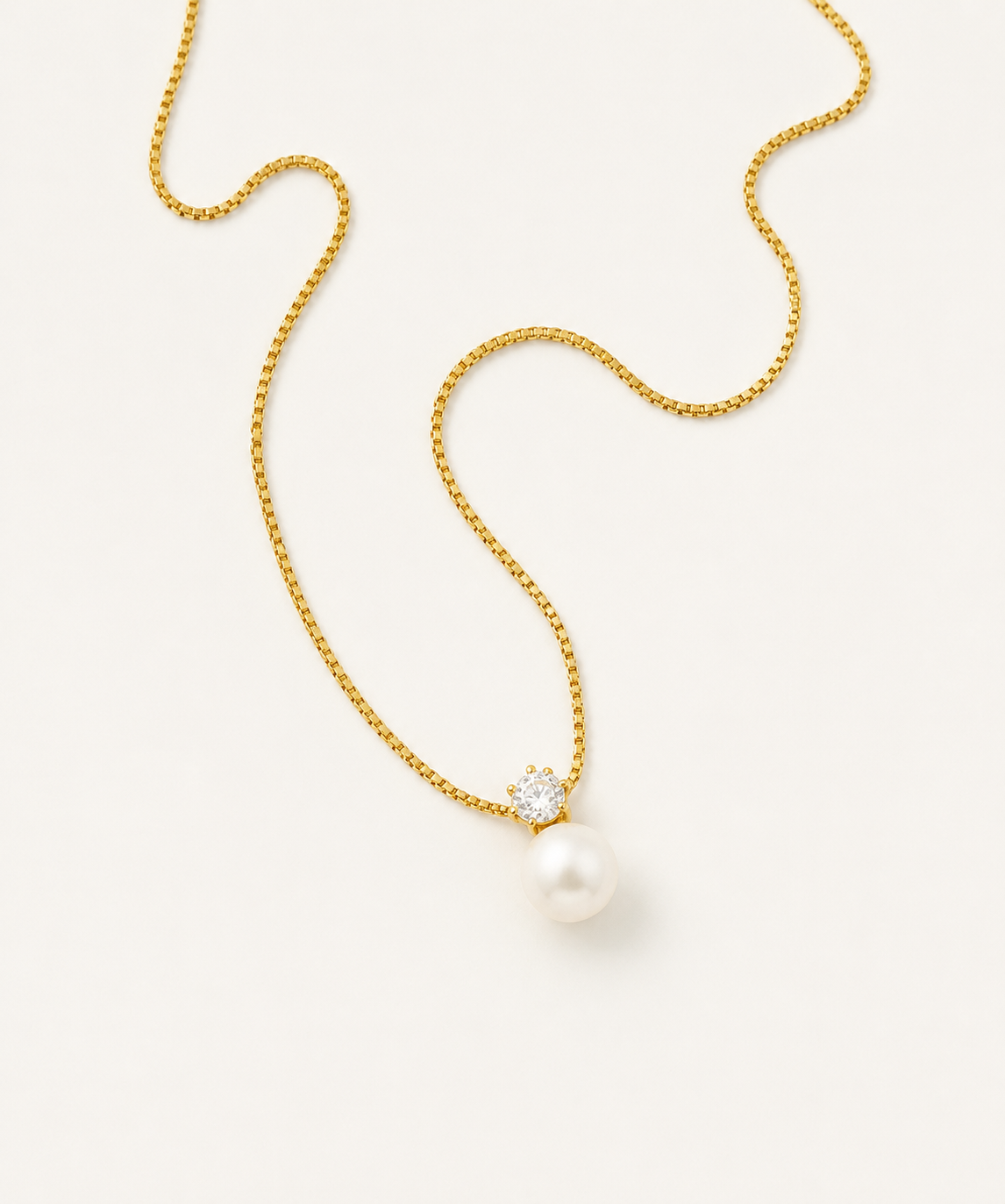 The Pearl & Crystal Necklace