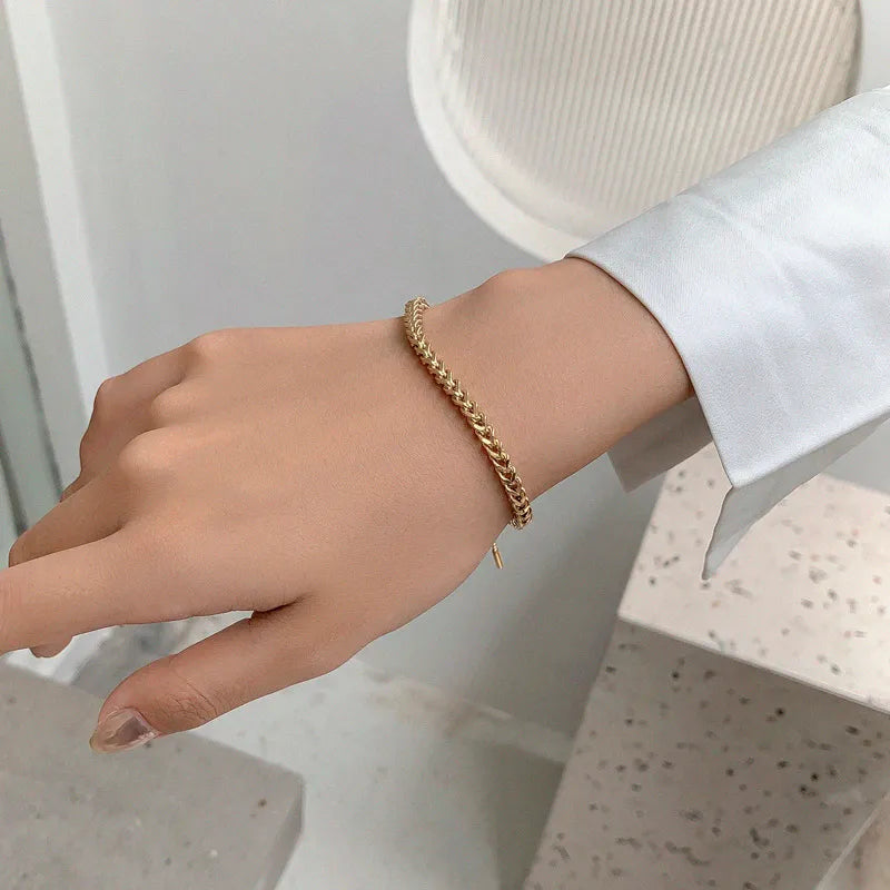The Adjustable Curb Bracelet